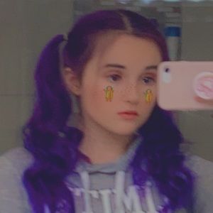 Meet your Posher, Lily